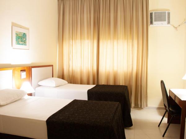 San Michel Hotel : photo 3 de la chambre chambre lits jumeaux