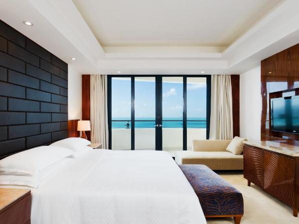 Four Points by Sheraton Hainan, Sanya : photo 1 de la chambre suite lit king-size présidentielle avec balcon - vue sur océan