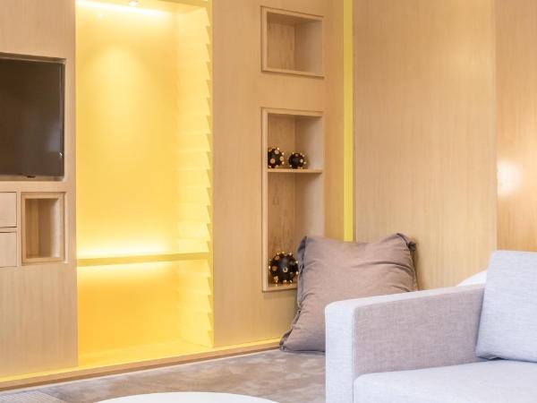 The Sifang Hotel Nanjing, Autograph Collection : photo 6 de la chambre chambre lit king-size familiale