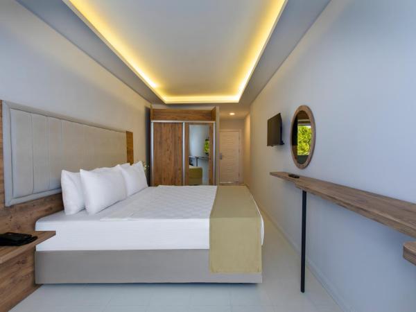 Sun Pearl Resort Çeşme : photo 1 de la chambre chambre deluxe