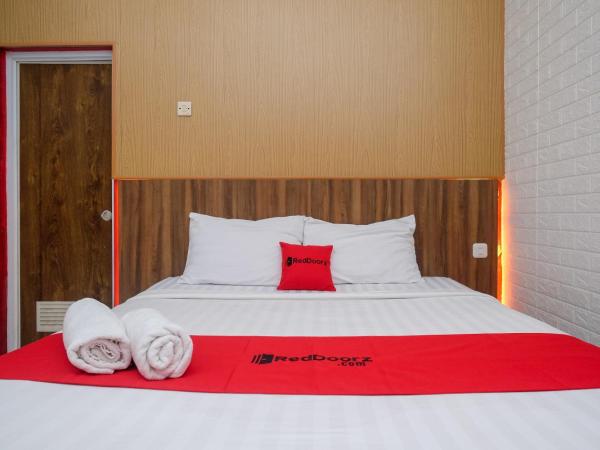RedDoorz At Pondok Eyang Obi Sleman : photo 8 de la chambre chambre double deluxe