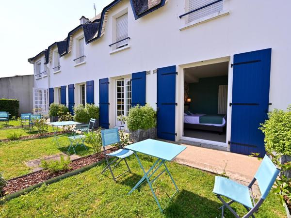 Quality Hotel La Marebaudière Vannes Centre : photo 2 de la chambre chambre double confort avec terrasse