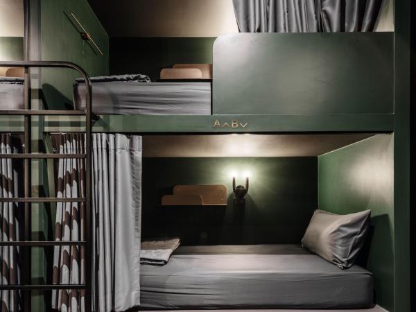 Cher Hostel Bangkok : photo 9 de la chambre lit superposé dans dortoir mixte