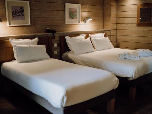 Emeria Dinard Thalasso Spa : photo 1 de la chambre cottage supérieur avec balcon ou terrasse privés