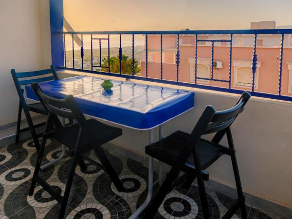 The Rina Hostel : photo 4 de la chambre studio avec balcon