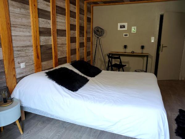 La Sapinière : photo 5 de la chambre chambre double deluxe avec balcon