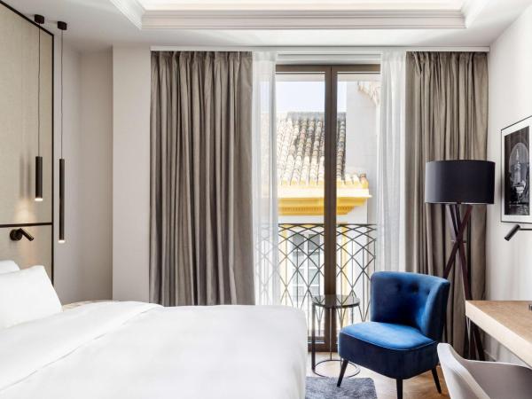 Radisson Collection Hotel, Magdalena Plaza Sevilla : photo 2 de la chambre chambre collection supérieure