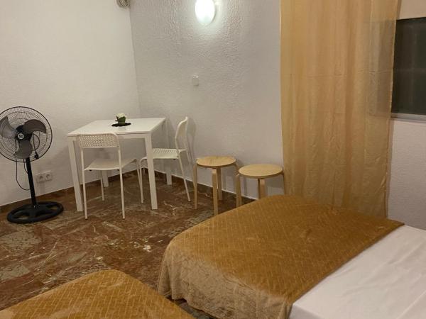 Pension El Dorado : photo 4 de la chambre chambre double ou lits jumeaux Économique