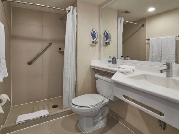 City Express by Marriott Puebla Angelopolis : photo 3 de la chambre chambre lit queen-size