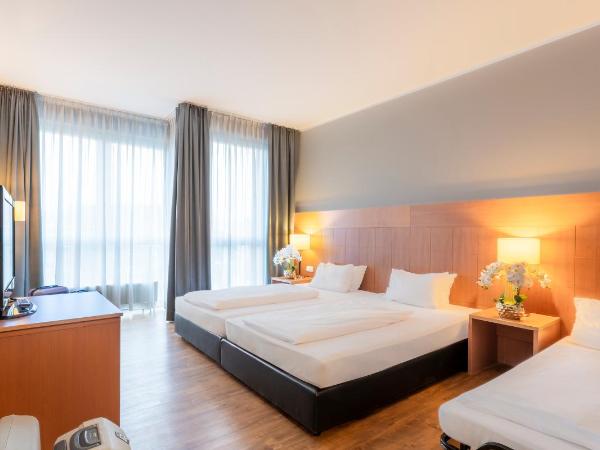 PLAZA Premium Köln : photo 1 de la chambre suite