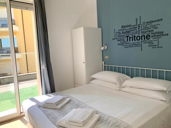 Hotel Tritone Rimini : photo 3 de la chambre chambre double avec terrasse
