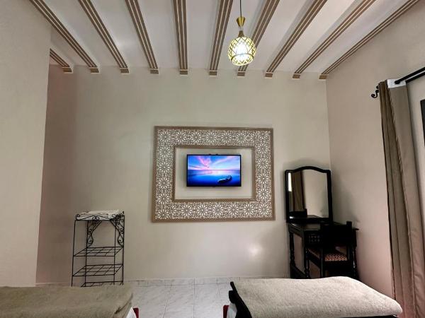 Hôtel Zaghro : photo 6 de la chambre chambre double ou lits jumeaux deluxe - vue sur piscine