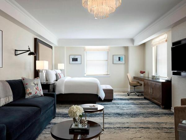 JW Marriott Essex House New York : photo 1 de la chambre suite junior