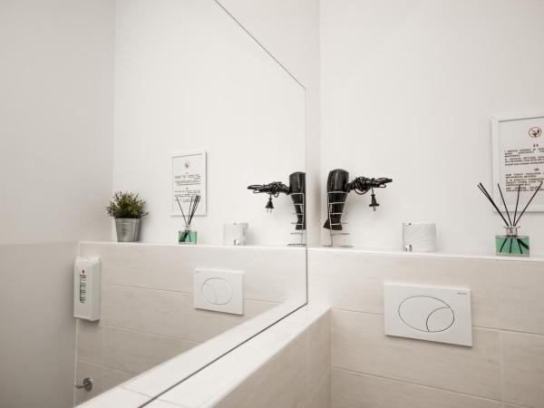 Il Tiro Rooms : photo 7 de la chambre chambre simple avec salle de bains privative