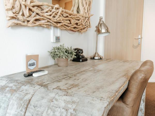 Queen Hotel : photo 8 de la chambre chambre royale