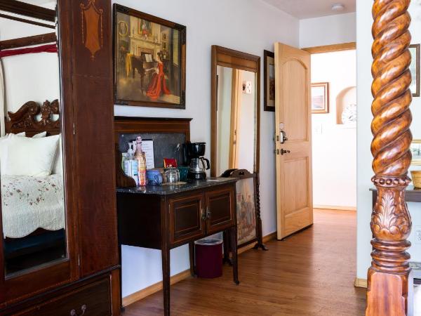 Red Horse Bed and Breakfast : photo 4 de la chambre double room with patio - pet friendly