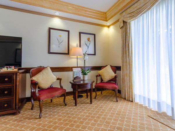 Olissippo Lapa Palace - The Leading Hotels of the World : photo 3 de la chambre chambre - vue sur rivière