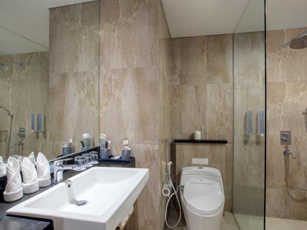 Harper Malioboro Yogyakarta by ASTON : photo 4 de la chambre suite familiale