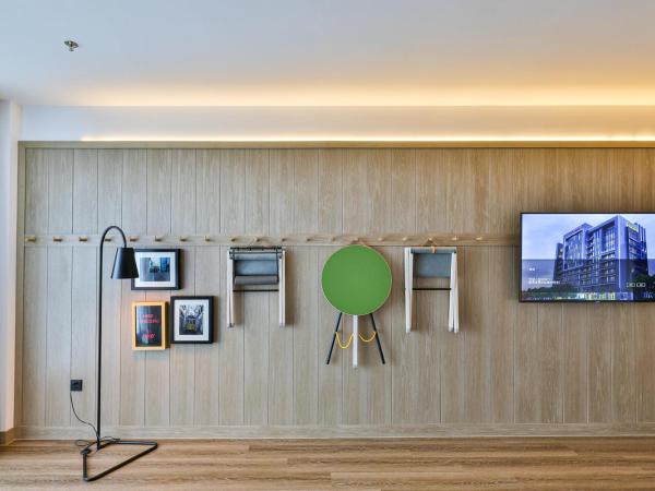 Moxy Shanghai Hongqiao NECC : photo 2 de la chambre chambre lit king-size deluxe