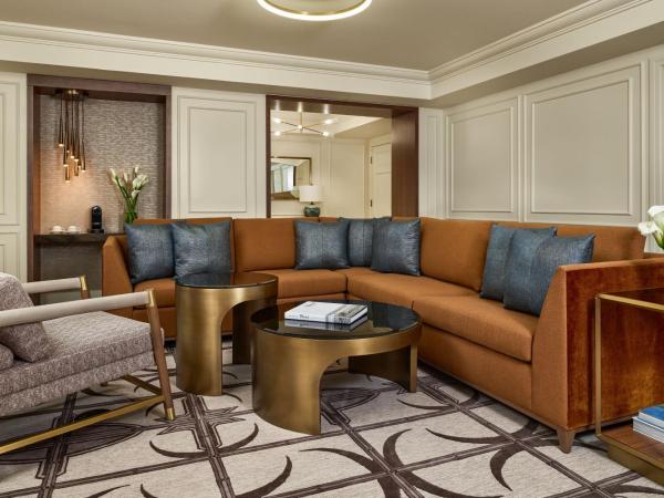 The Ritz-Carlton, Denver : photo 5 de la chambre newly renovated presidential suite with king bed and sofa bed