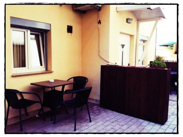 Comfort Hotel Apartments : photo 3 de la chambre studio (2 adultes) - rez-de-chaussée