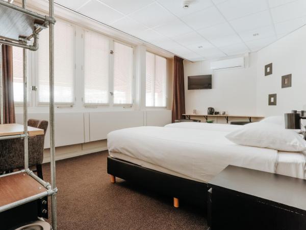 Queen Hotel : photo 8 de la chambre chambre lits jumeaux standard