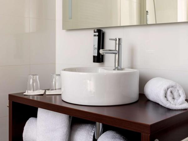 Best Western Plus Monopole Métropole : photo 4 de la chambre signature room with whirlpool bath