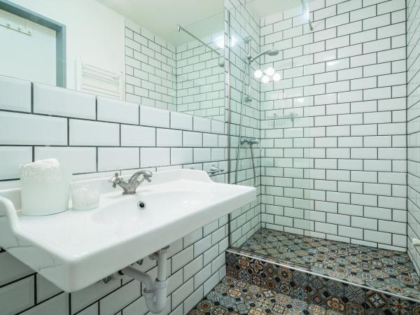 Fifteen Boutique Rooms Budapest with Self Check-In : photo 5 de la chambre chambre double supérieure