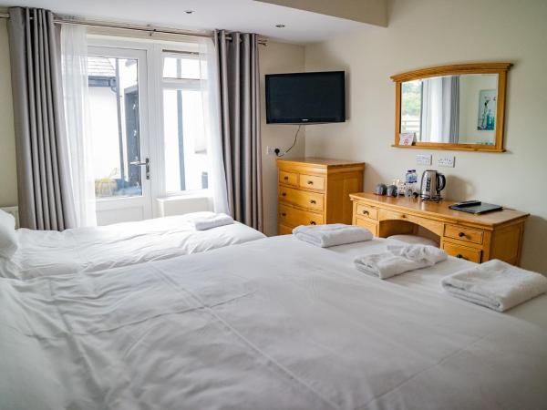 The Briers Country House : photo 2 de la chambre chambre lit king-size - vue sur montagne