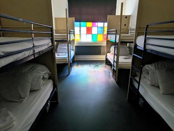 Rock n Bowl : photo 1 de la chambre lit simple dans dortoir mixte de 8 lits
