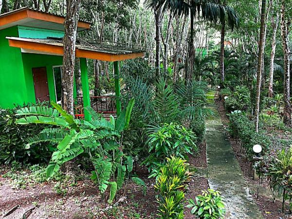 Lanta Maikeaw Bungalow : photo 2 de la chambre bungalow deluxe