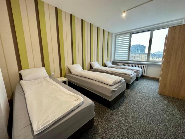 BLUE Hostel - Private Rooms by Friendly Hostel : photo 3 de la chambre chambre quadruple Économique