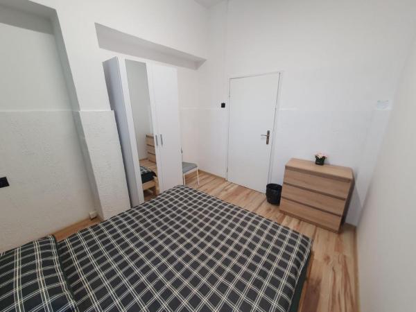 VasylOk : photo 5 de la chambre chambre familiale avec salle de bains privative