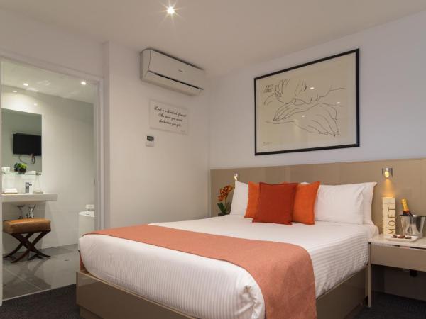 North Adelaide Boutique Stays Accommodation : photo 6 de la chambre studio avec baignoire spa