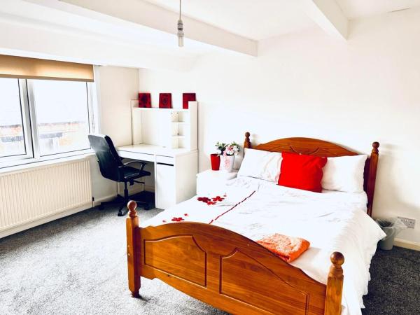 Private Room close to Leeds University and City centre : photo 1 de la chambre chambre double