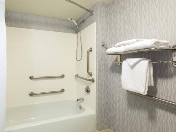 SpringHill Suites Louisville Downtown : photo 7 de la chambre suite avec 2 lits queen-size