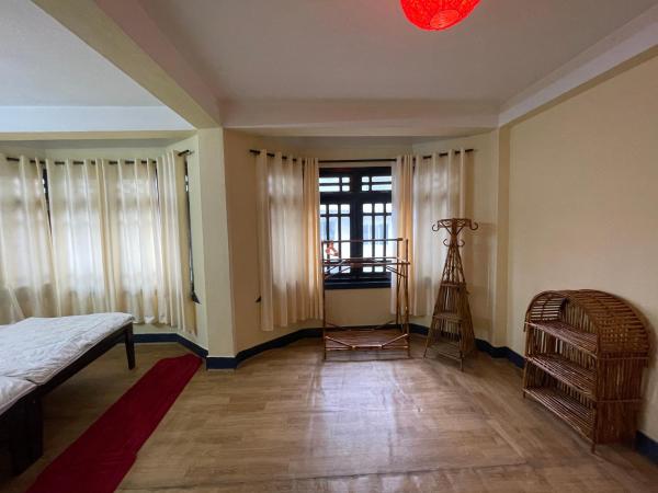 Dzambala Home : photo 3 de la chambre chambre double