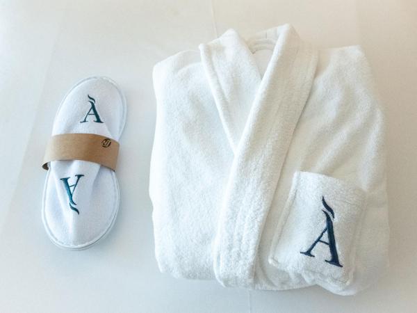 Amàre Beach Hotel Marbella - Adults Only Recommended : photo 6 de la chambre chambre double i was here