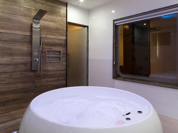 Palacio do Rei Hotel : photo 3 de la chambre suite deluxe avec baignoire spa