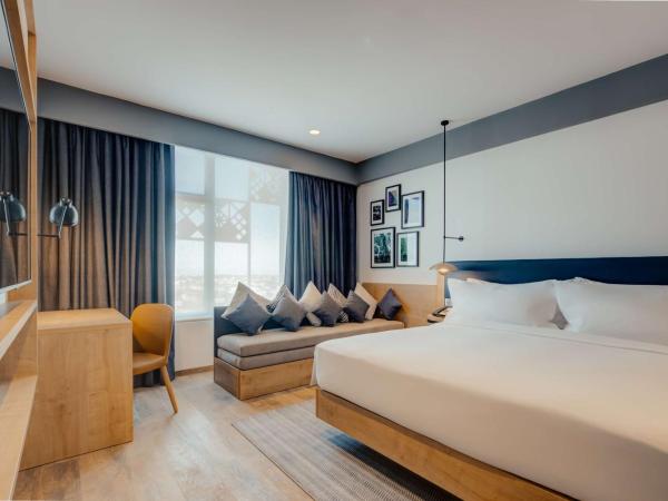 Hilton Garden Inn Casablanca Sud : photo 3 de la chambre chambre king avec sofa