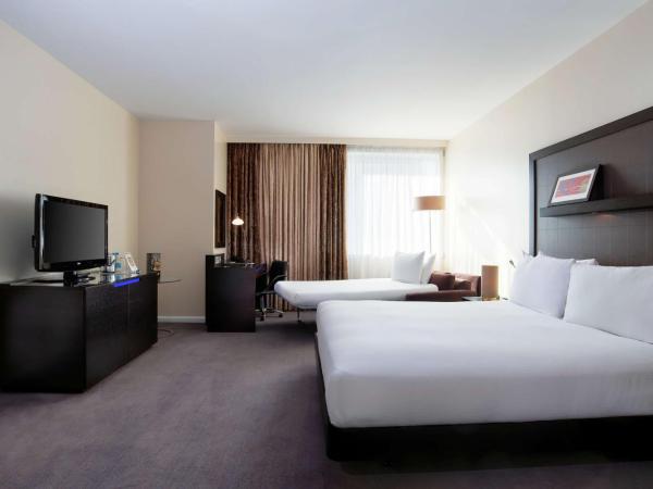 Hilton London Canary Wharf : photo 3 de la chambre chambre familiale avec lit double