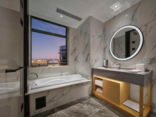 Hilton Garden Inn Beijing Daxing International Airport : photo 4 de la chambre chambre lit king-size deluxe