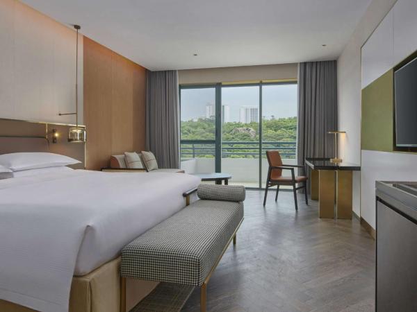 Hilton Guangzhou Science City, Free Shuttle Bus to Canton Fair : photo 2 de la chambre chambre lit king-size exécutive