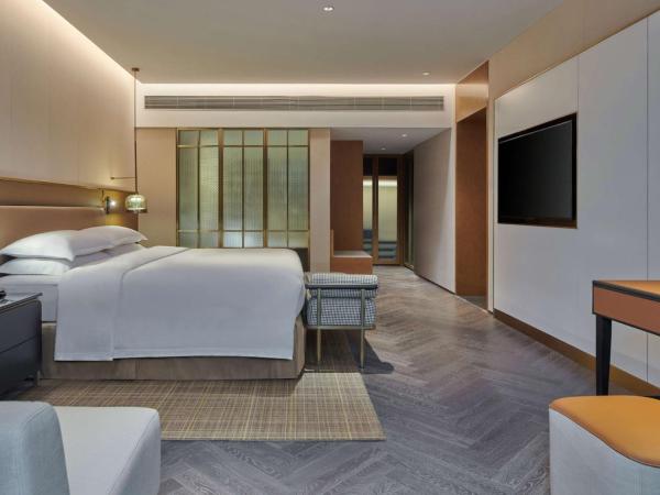 Hilton Guangzhou Science City, Free Shuttle Bus to Canton Fair : photo 5 de la chambre suite exécutive