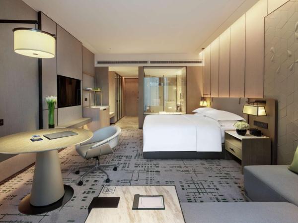 Hilton Chengdu Chenghua : photo 2 de la chambre chambre lit king-size