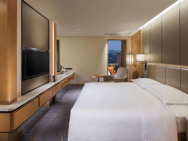 Doubletree By Hilton Chengdu Longquanyi : photo 1 de la chambre studio lit king-size