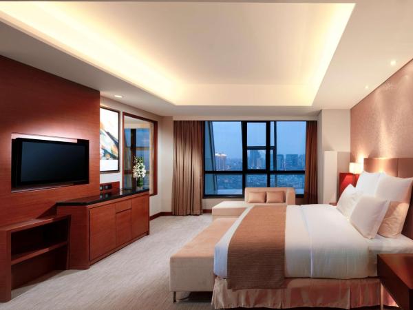 DoubleTree by Hilton Shenyang : photo 4 de la chambre 1 king bed executive 2 bay