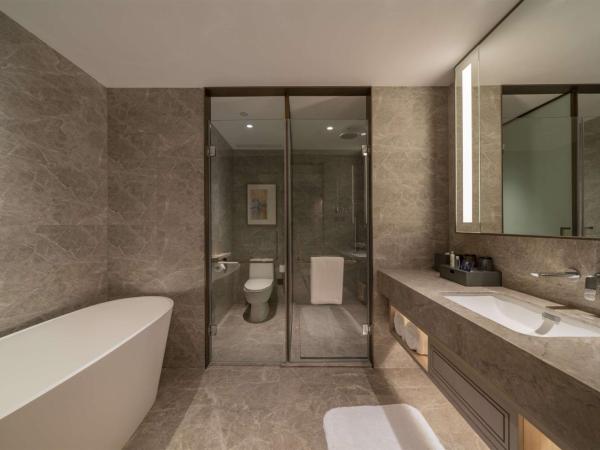 DoubleTree By Hilton Shenzhen Nanshan Hotel & Residences : photo 6 de la chambre deluxe studio- park view