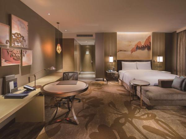 Hilton Shenyang : photo 1 de la chambre chambre exécutive deluxe avec lit king-size