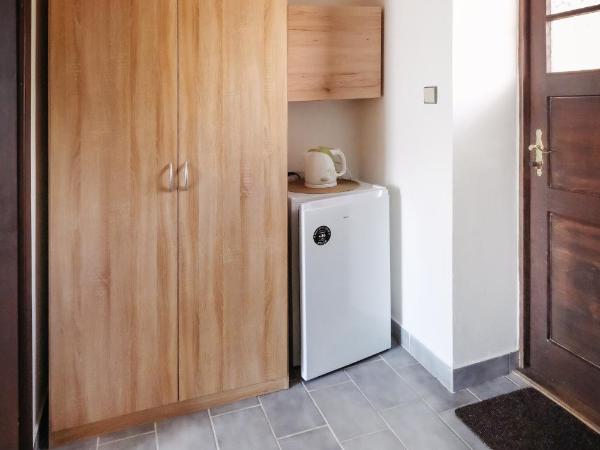 Pension Clara : photo 3 de la chambre chambre double Économique